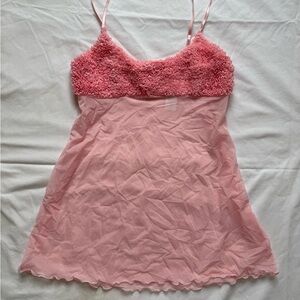 La Senza pink lace lingerie set with matching thong